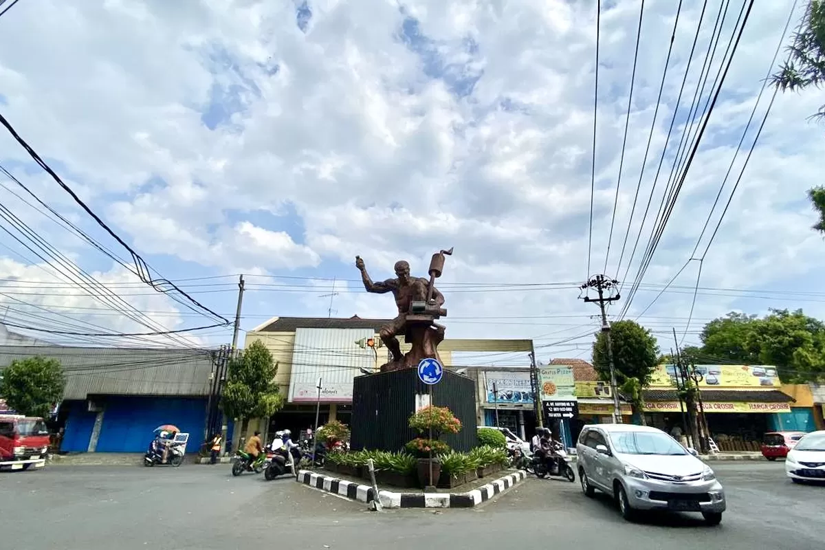Knalpot Berkilau di Cilacap: Bengkel Arto yang Membuat Mobilmu Berdentang Berbeda